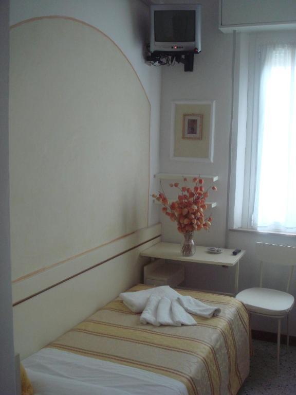 Hotel Arcade Rimini Oda fotoğraf