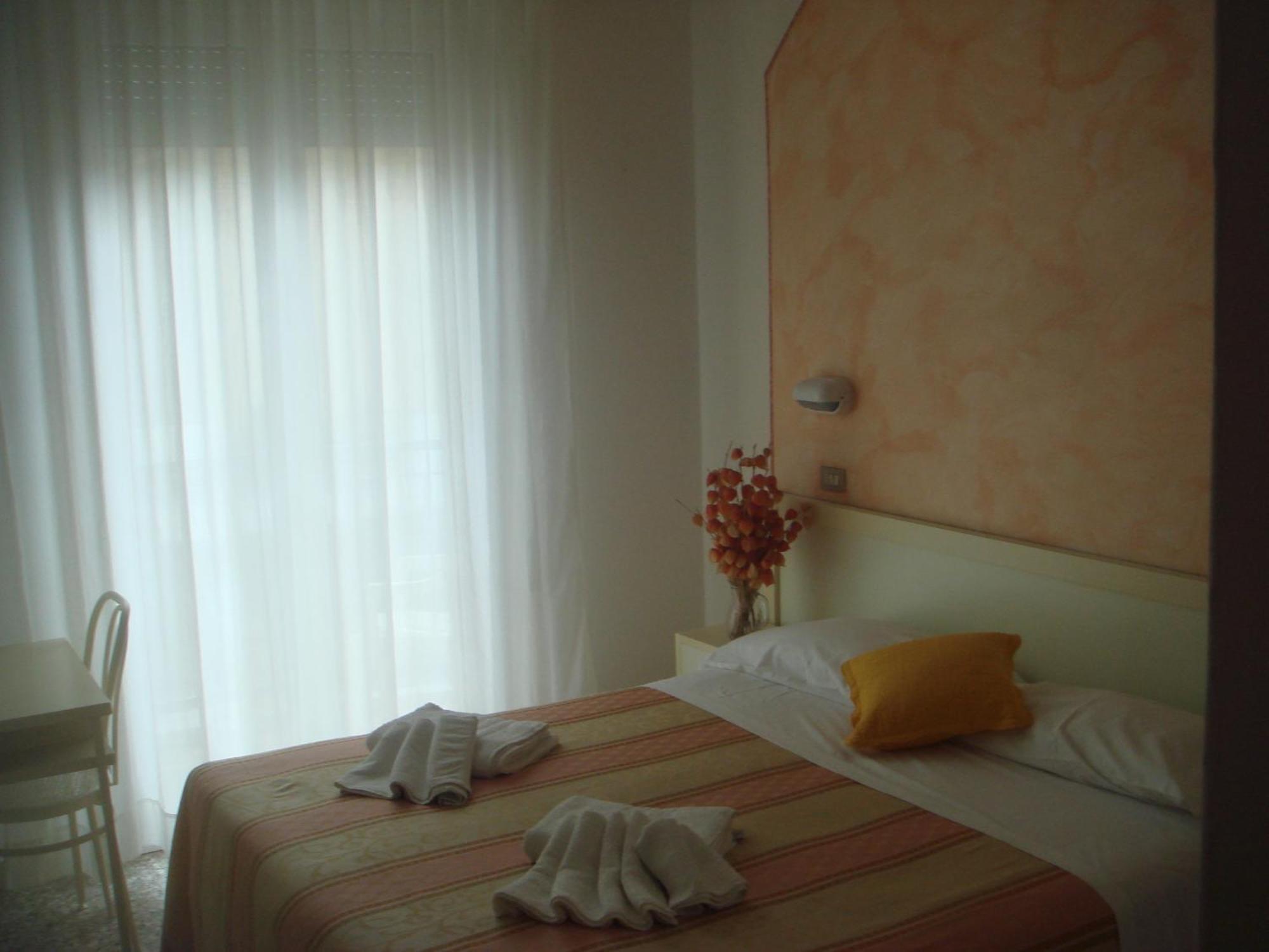 Hotel Arcade Rimini Dış mekan fotoğraf