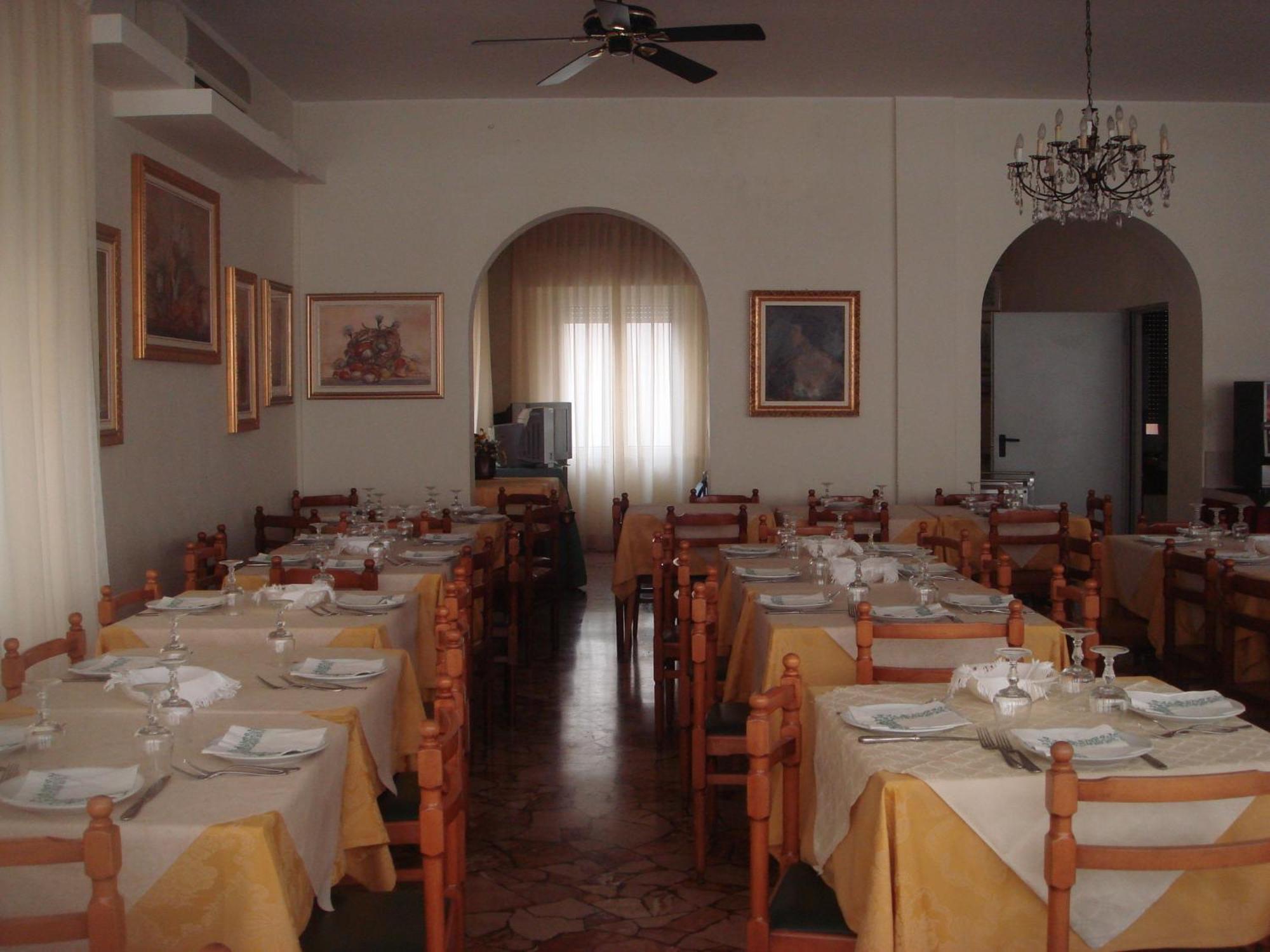 Hotel Arcade Rimini Dış mekan fotoğraf
